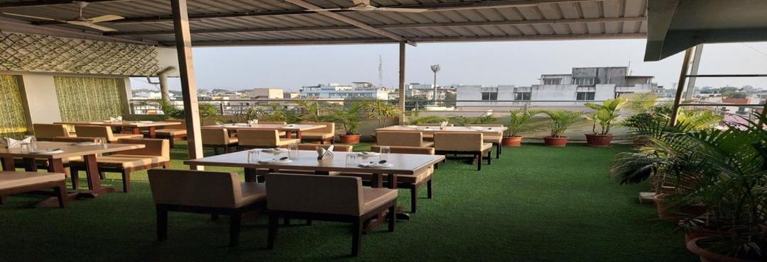 Hotel Galaxy Indore Exterior foto