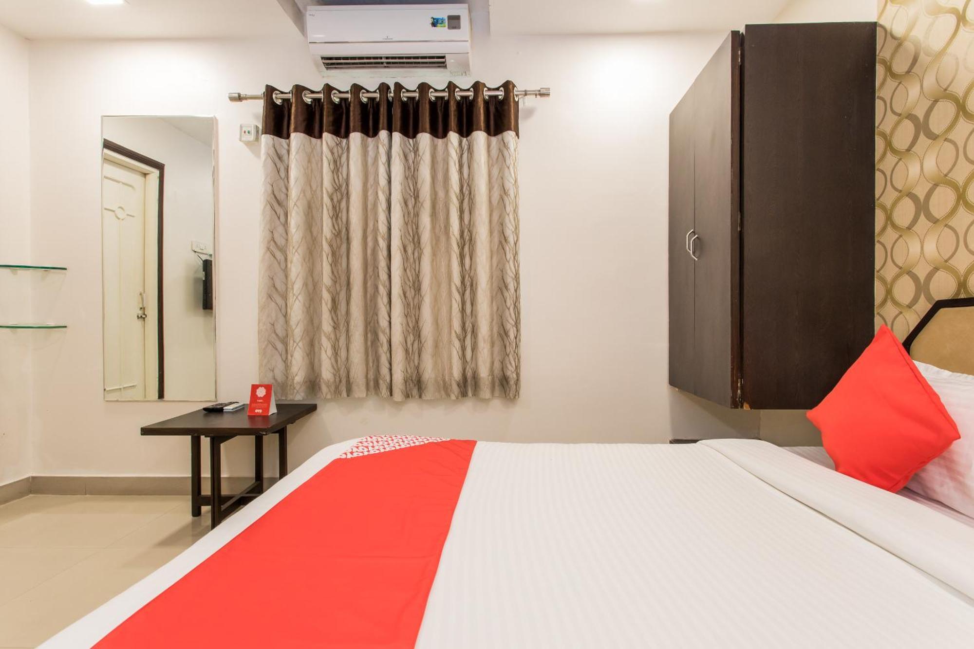 Hotel Galaxy Indore Exterior foto